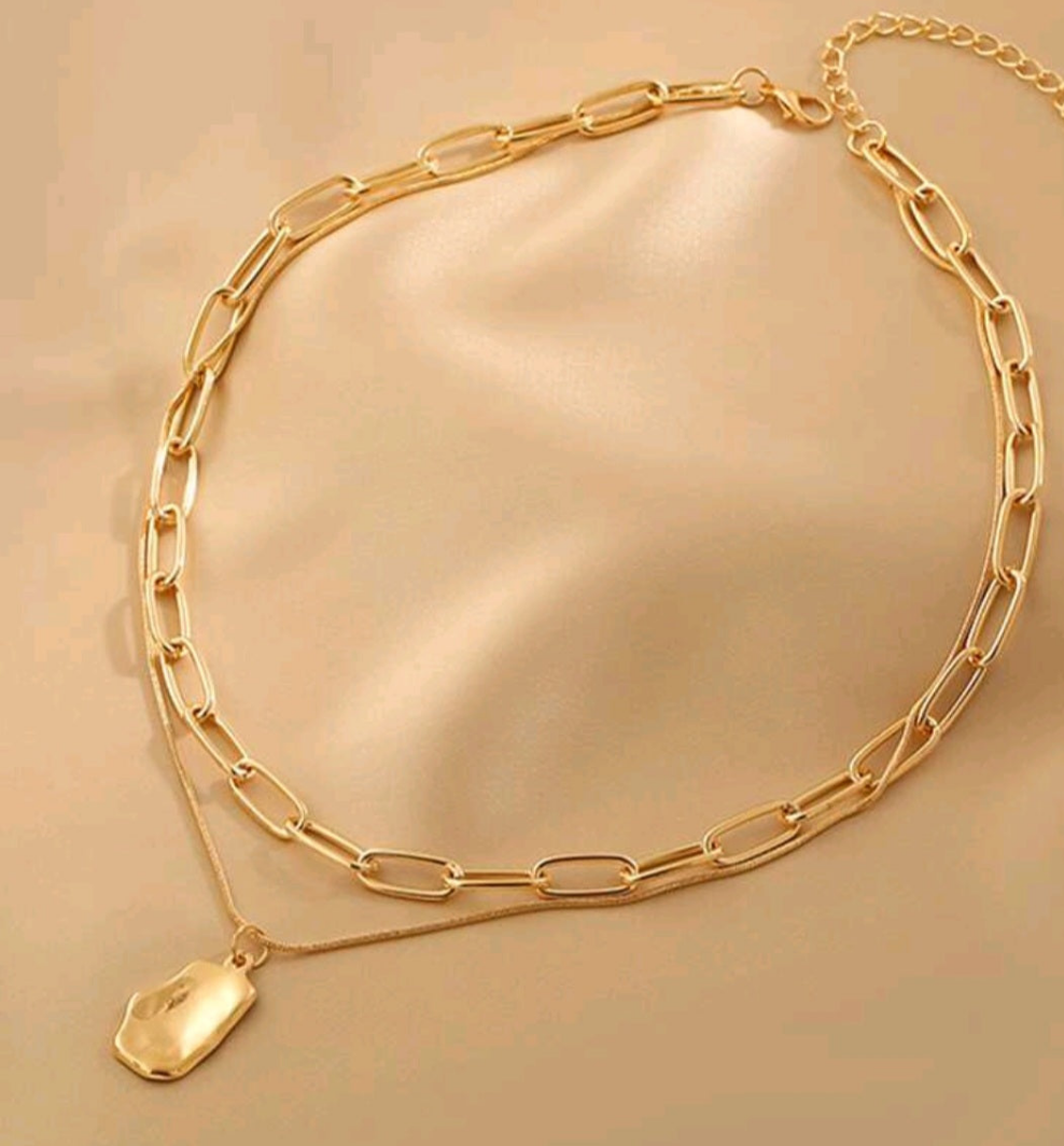 Multi-chain necklaces