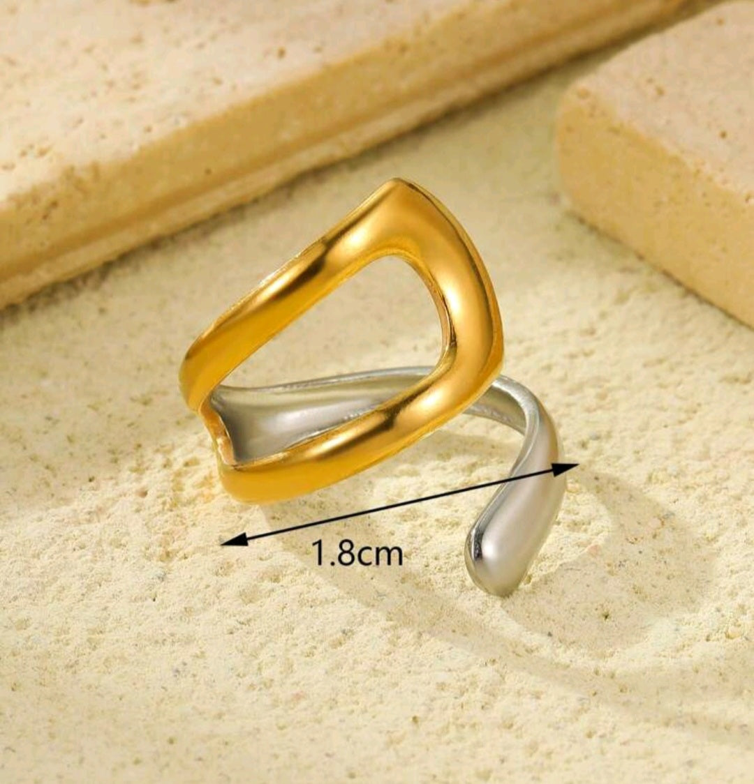 Adjustable ring